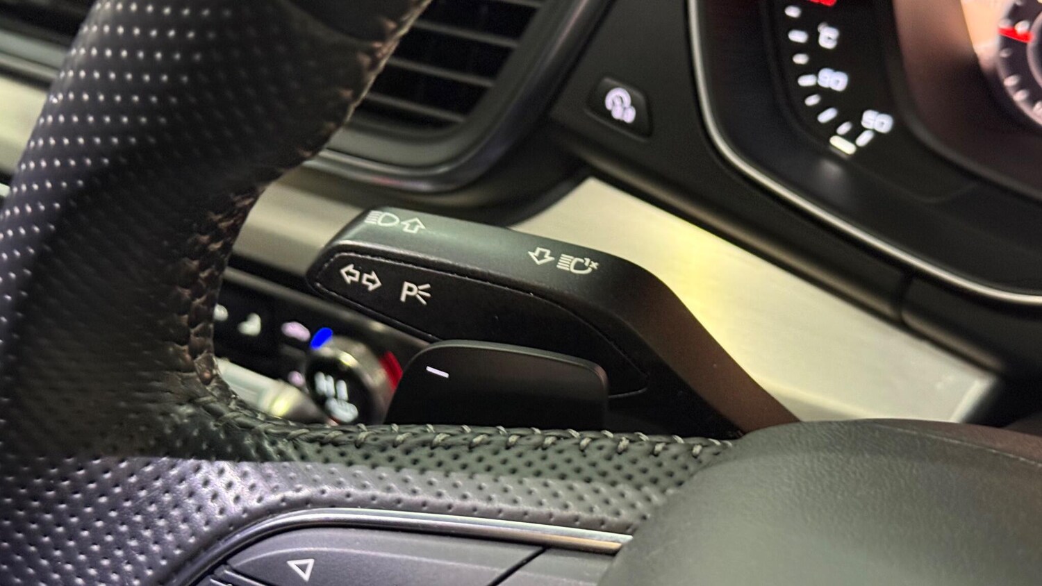 Used Audi Q5 2017 for sale - 77683313: Photo 32