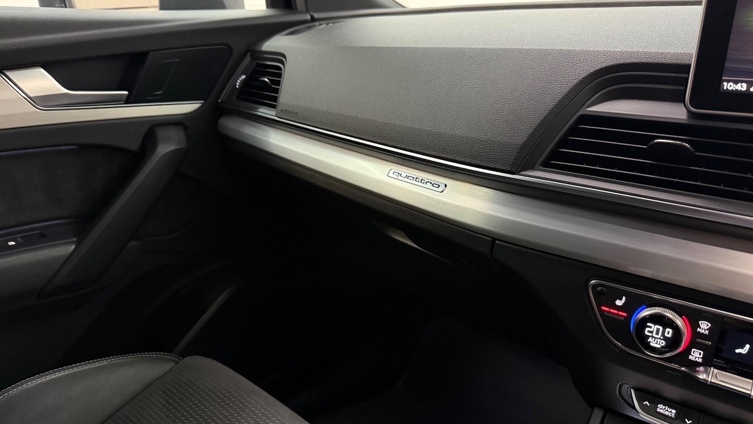 Used Audi Q5 2017 for sale - 77683313: Photo 44