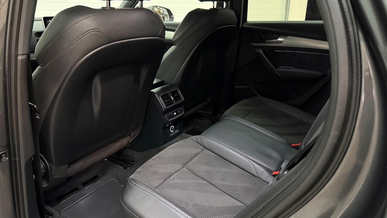 Used Audi Q5 2017 for sale - 77683313: Photo 55