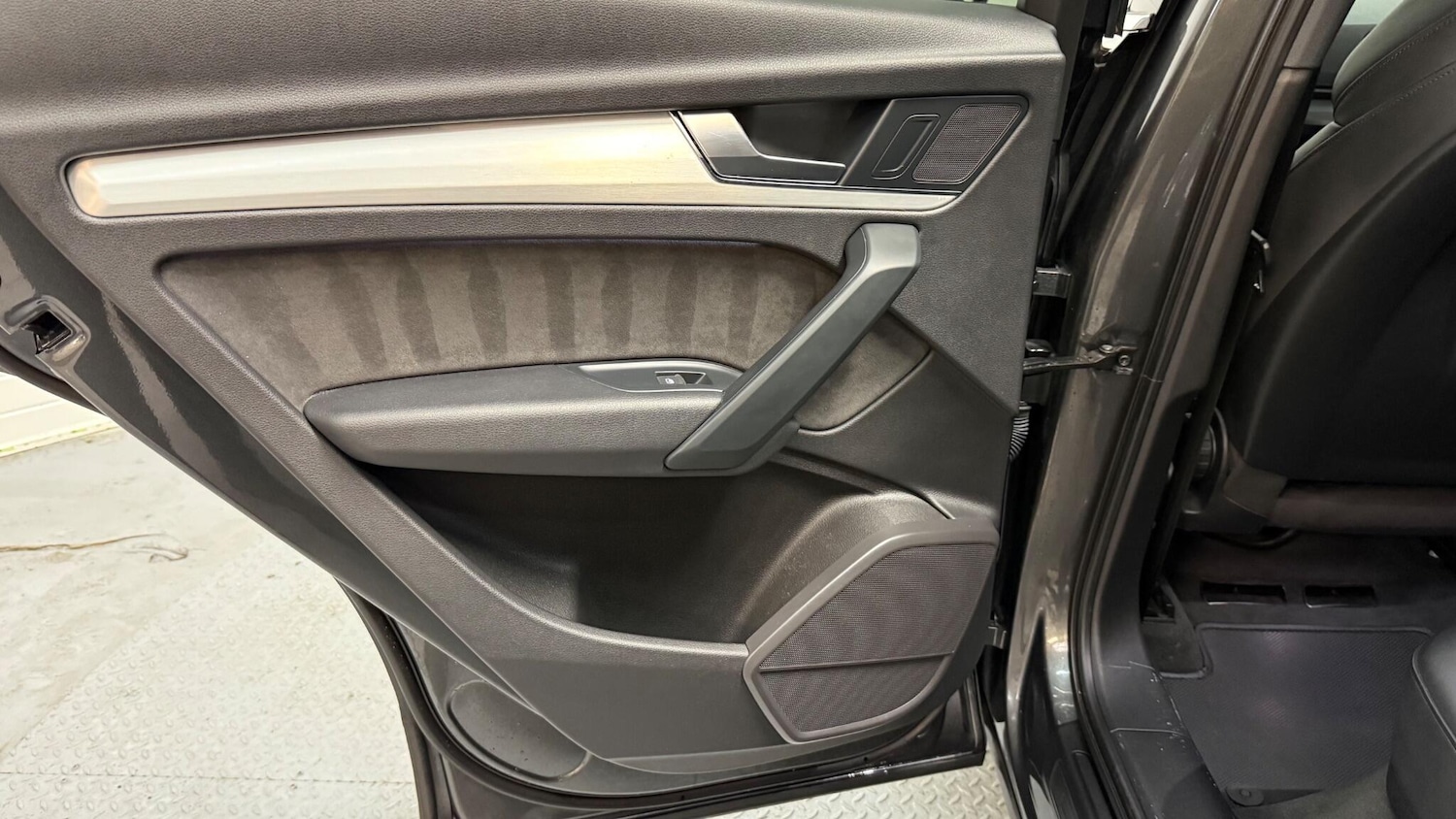 Used Audi Q5 2017 for sale - 77683313: Photo 56