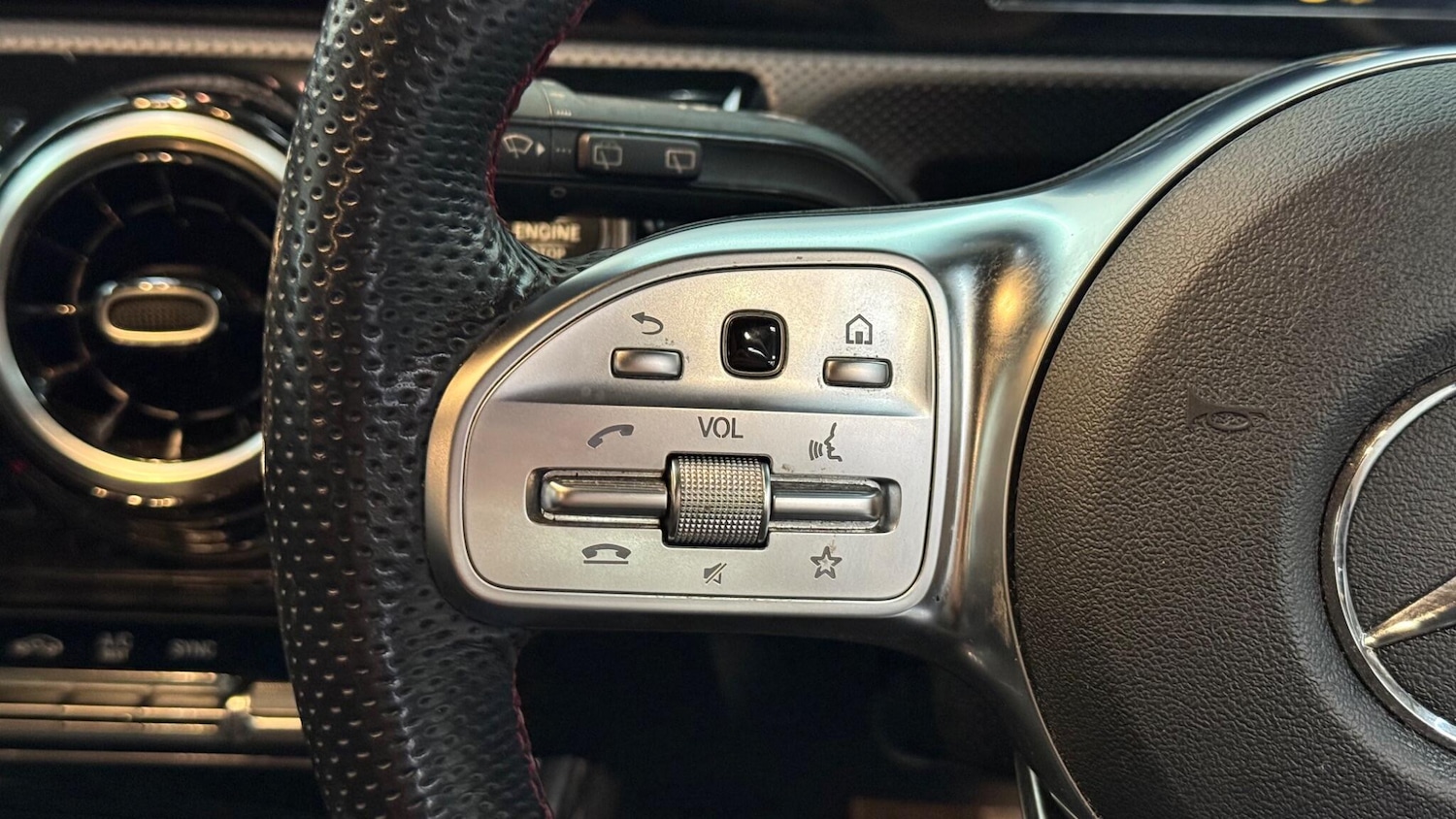 Used Mercedes-Benz A-Class 2019 for sale - 77315267: Photo 46