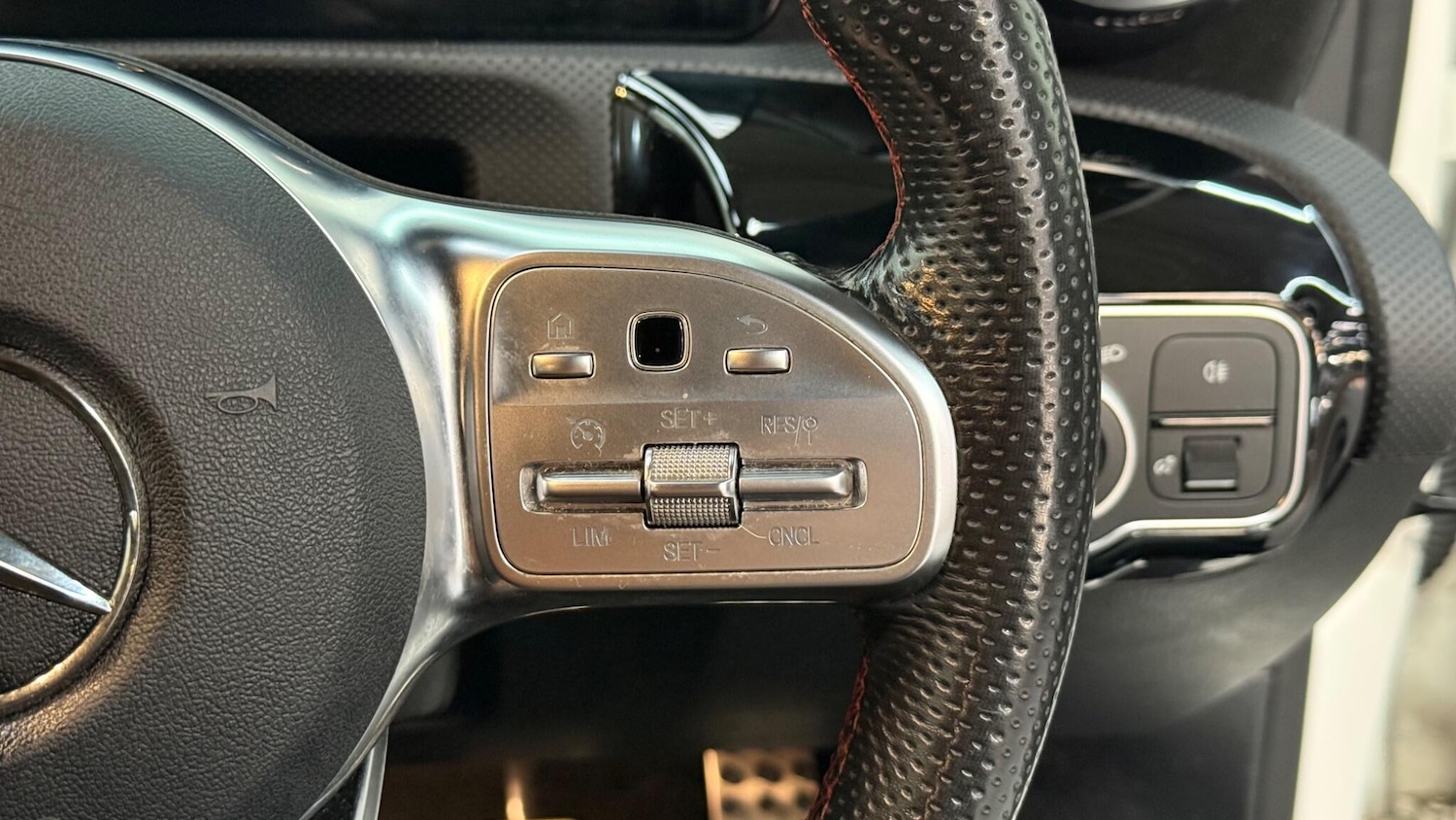 Used Mercedes-Benz A-Class 2019 for sale - 77315267: Photo 48