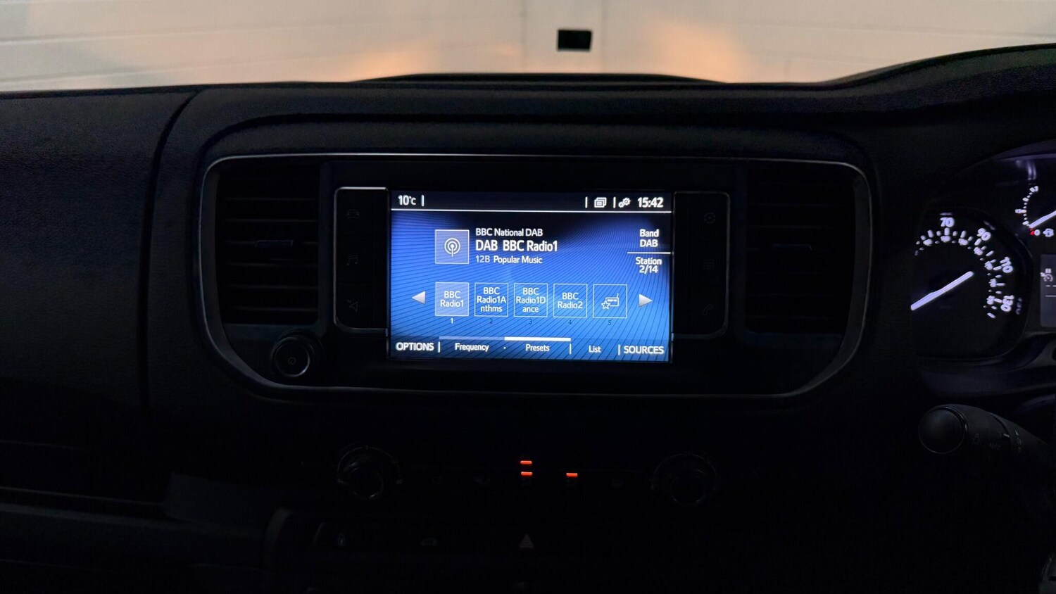 Used Toyota ProAce 2023 for sale - 77737131: Photo 25