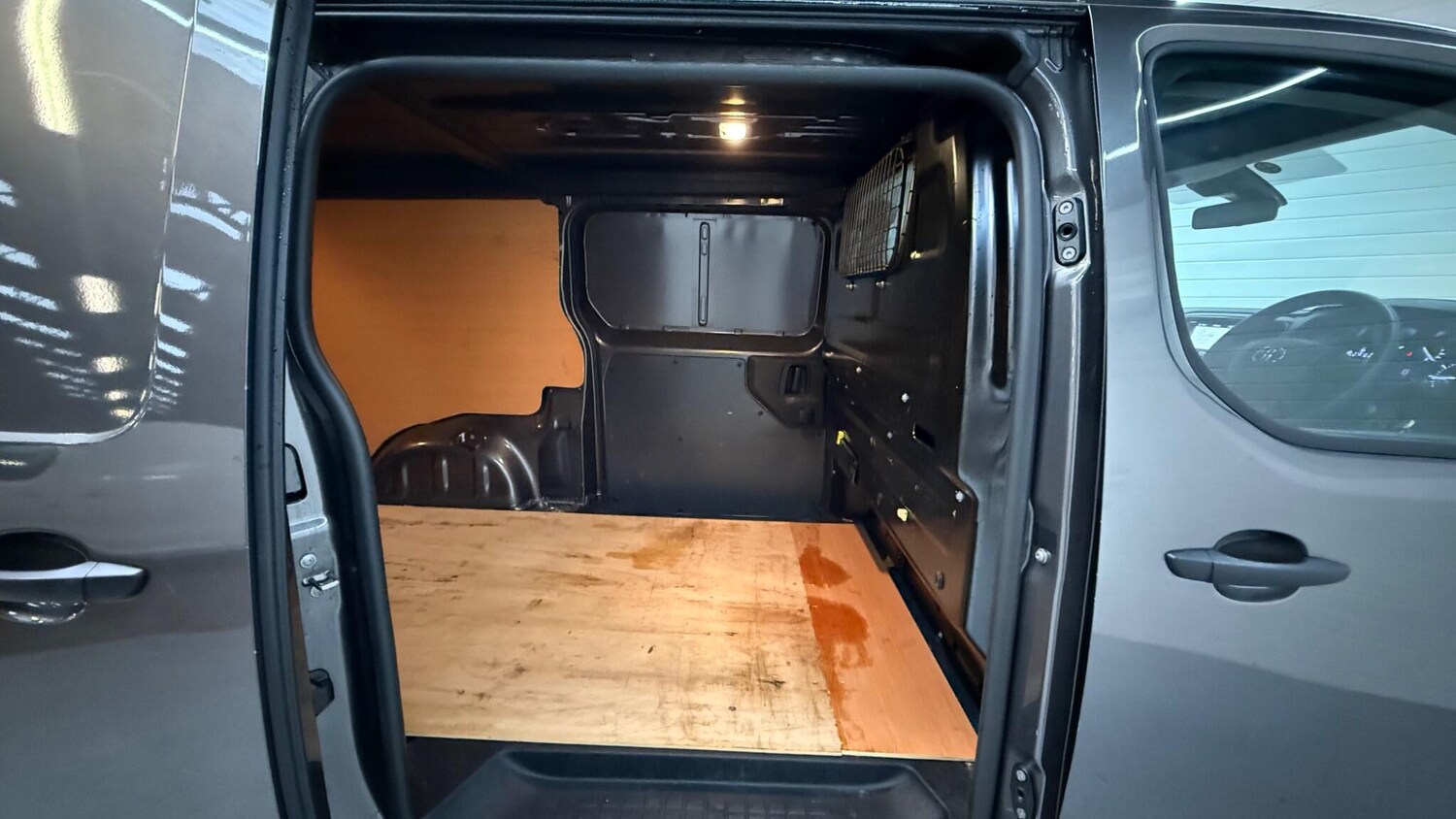 Used Toyota ProAce 2023 for sale - 77737131: Photo 41