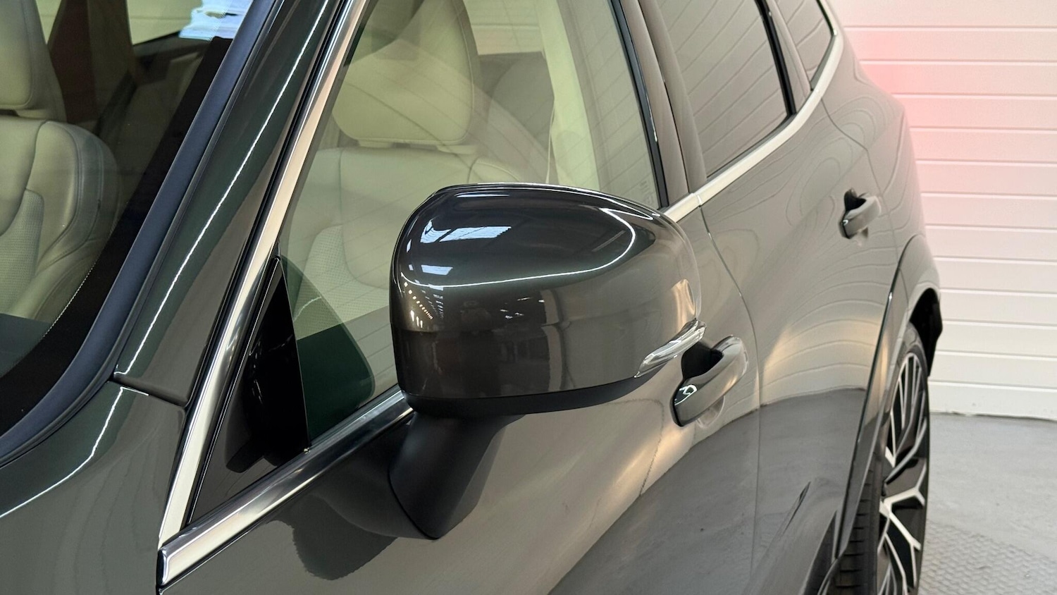 Used Volvo XC60 for sale - 77162848: Photo 16