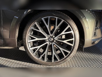 Used Volvo XC60 2021 for sale - 77162848: Photo