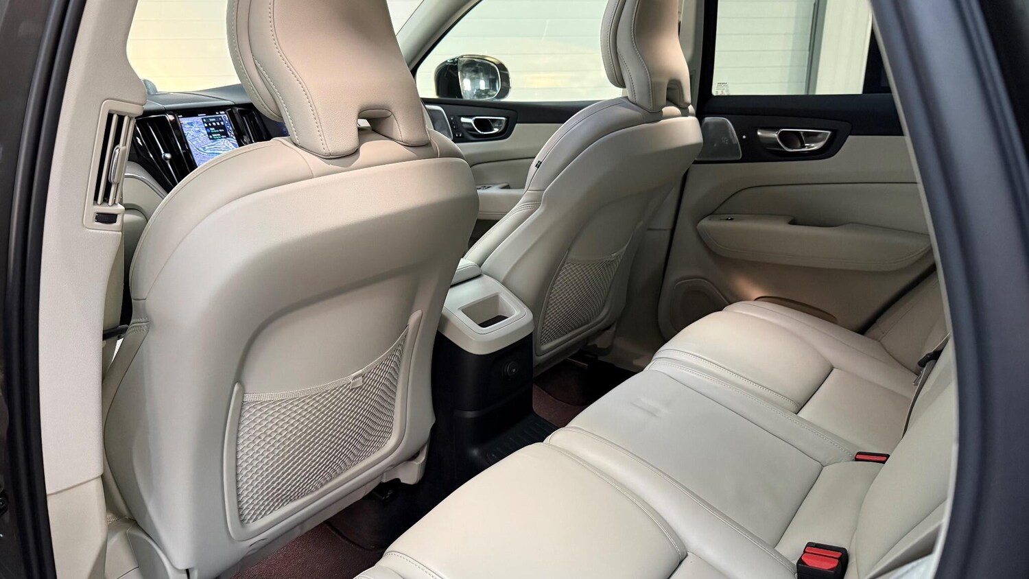 Used Volvo XC60 for sale - 77162848: Photo 56