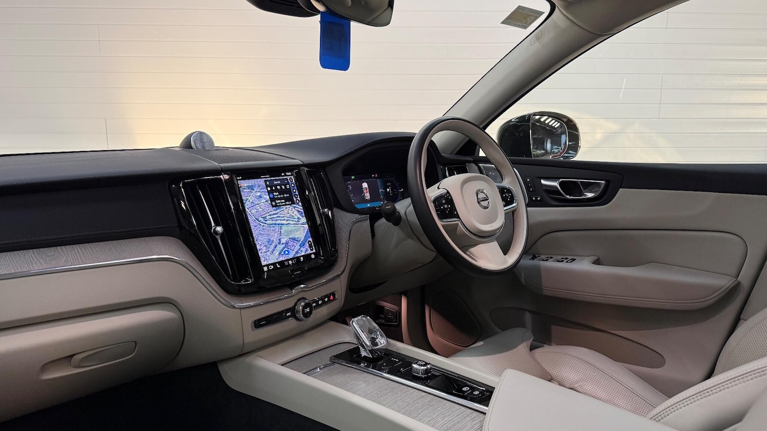 Used Volvo XC60 for sale - 77162848: Photo 58