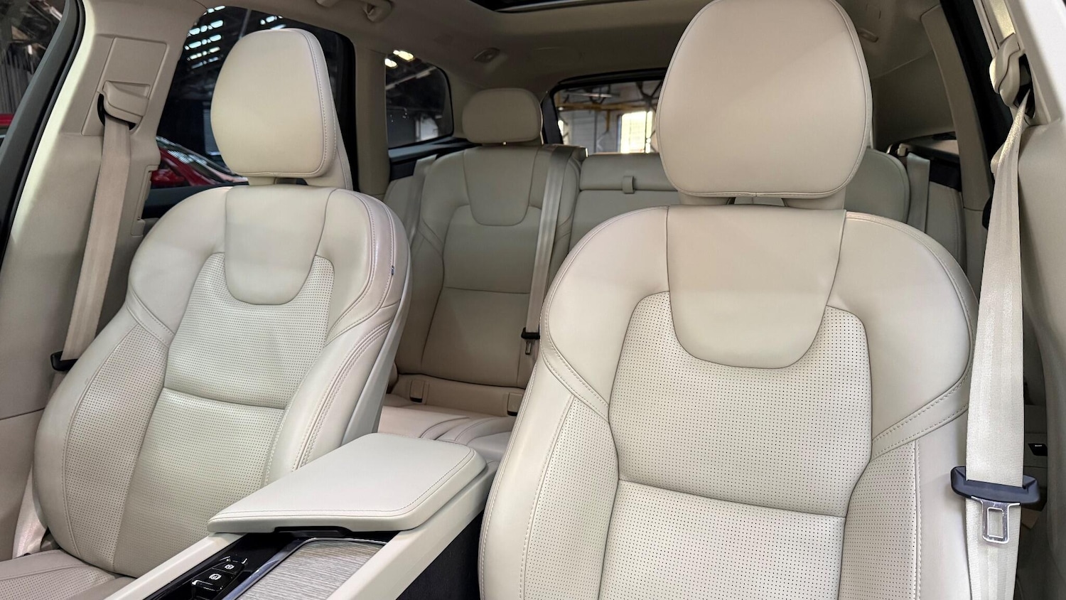 Used Volvo XC60 for sale - 77162848: Photo 64