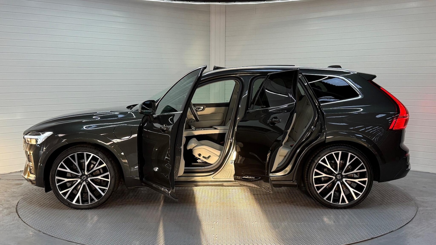 Used Volvo XC60 for sale - 77162848: Photo 7