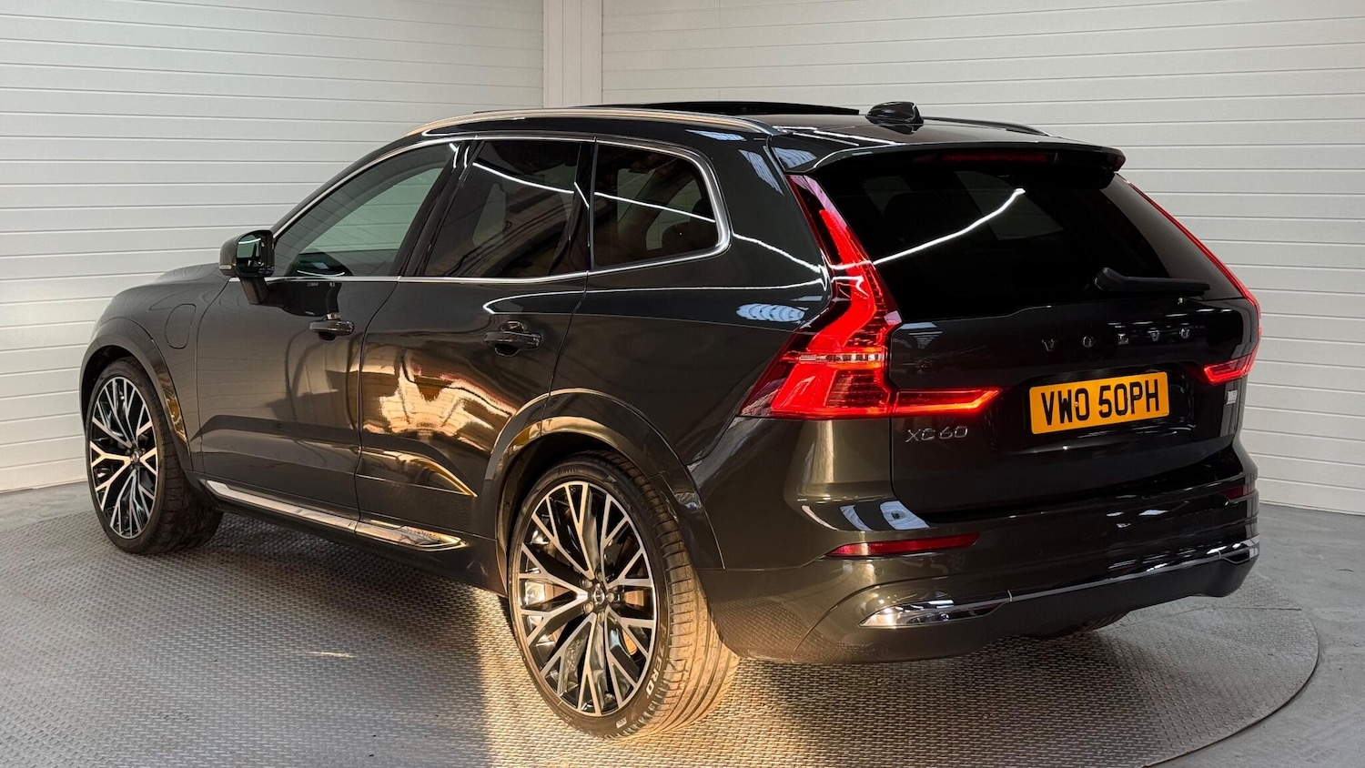 Used Volvo XC60 for sale - 77162848: Photo 8