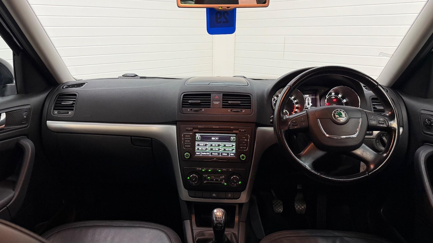 Used Skoda Yeti 2010 for sale - 76314347: Photo 2