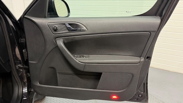 Used Skoda Yeti 2010 for sale - 76314347: Photo 22