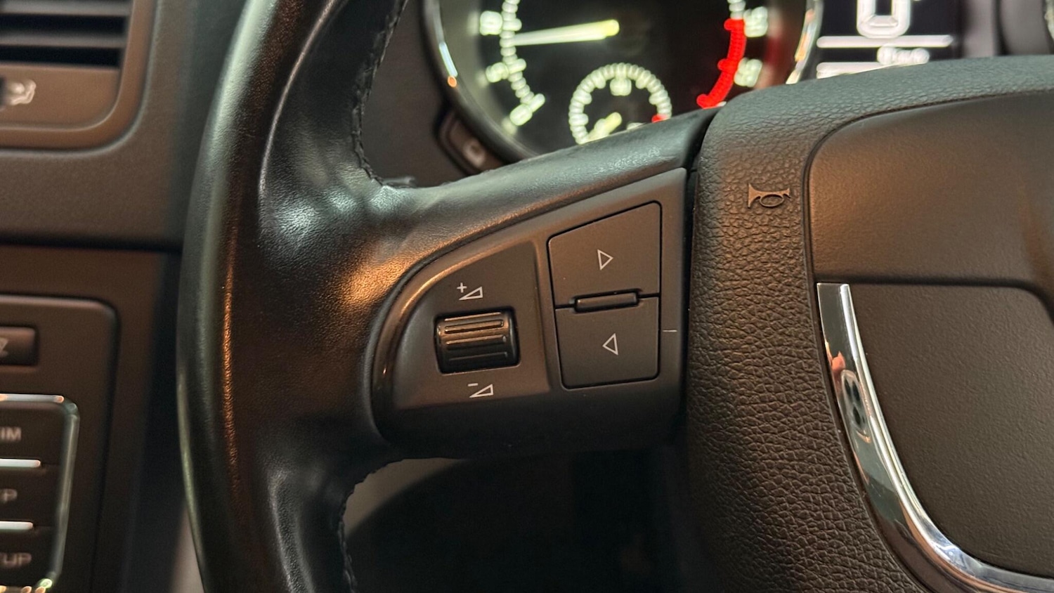 Used Skoda Yeti 2010 for sale - 76314347: Photo 28