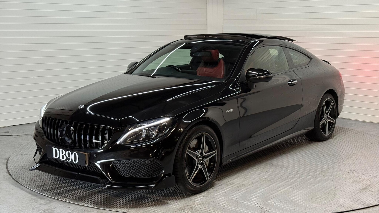 Used Mercedes-Benz C Class 2017 for sale - 76727755: Photo 5