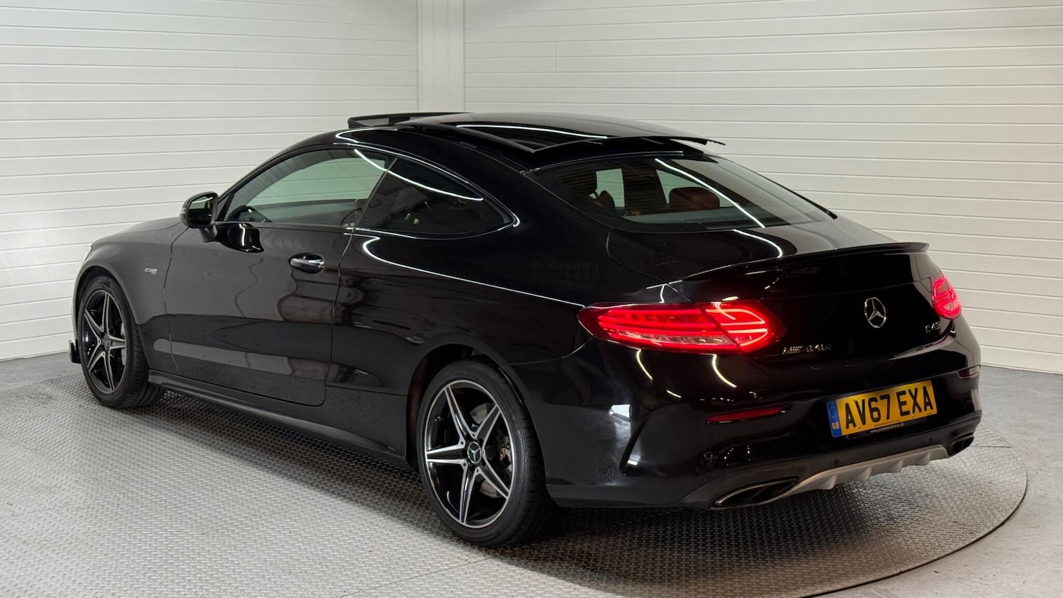 Used Mercedes-Benz C Class 2017 for sale - 76727755: Photo 8