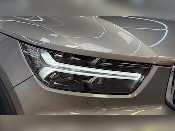 Used Volvo XC40 2021 for sale - 78586200: Photo
