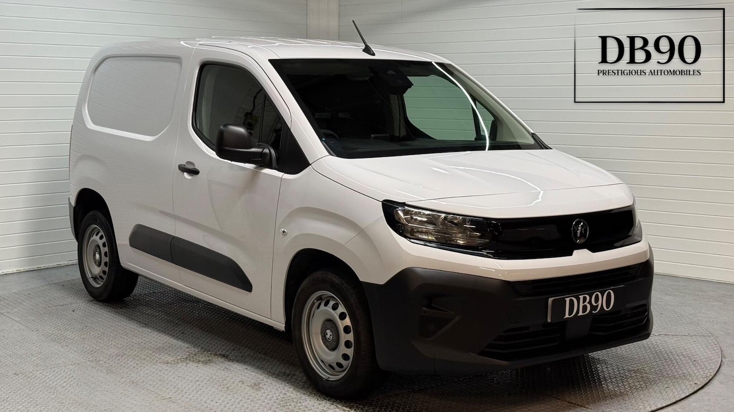 Used Vauxhall Combo for sale - 77738303: Photo 1
