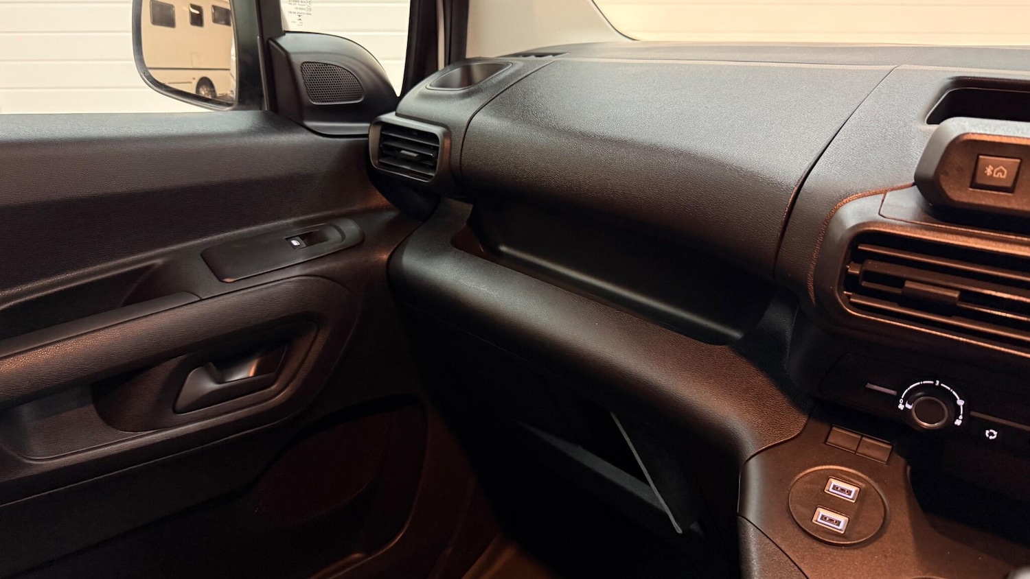 Used Vauxhall Combo for sale - 77738303: Photo 32