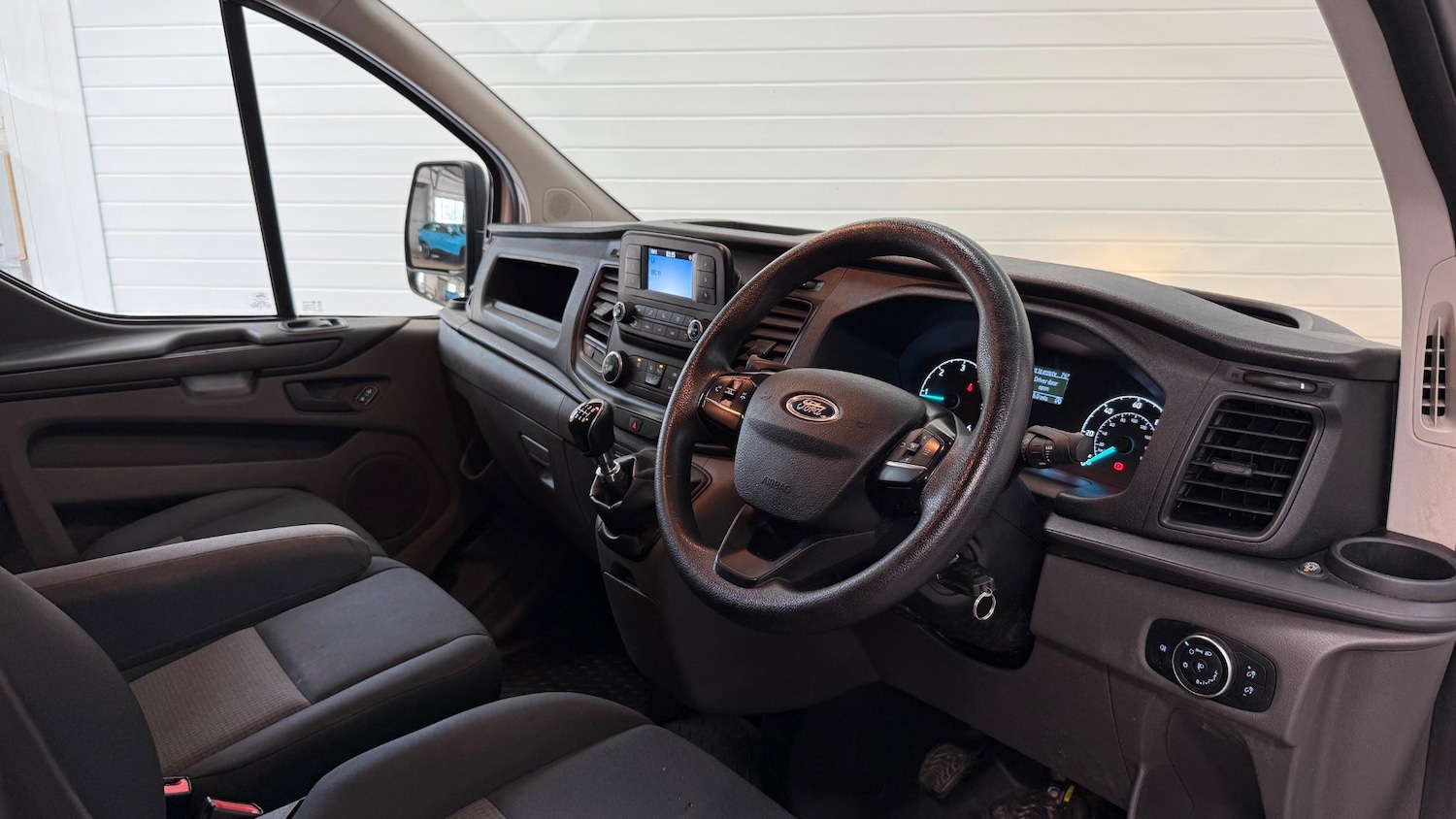 Used Ford Transit Custom 2020 for sale - 76992051: Photo 26