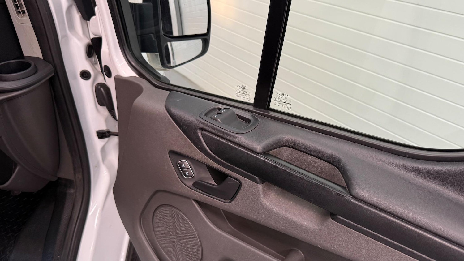 Used Ford Transit Custom 2020 for sale - 76992051: Photo 28
