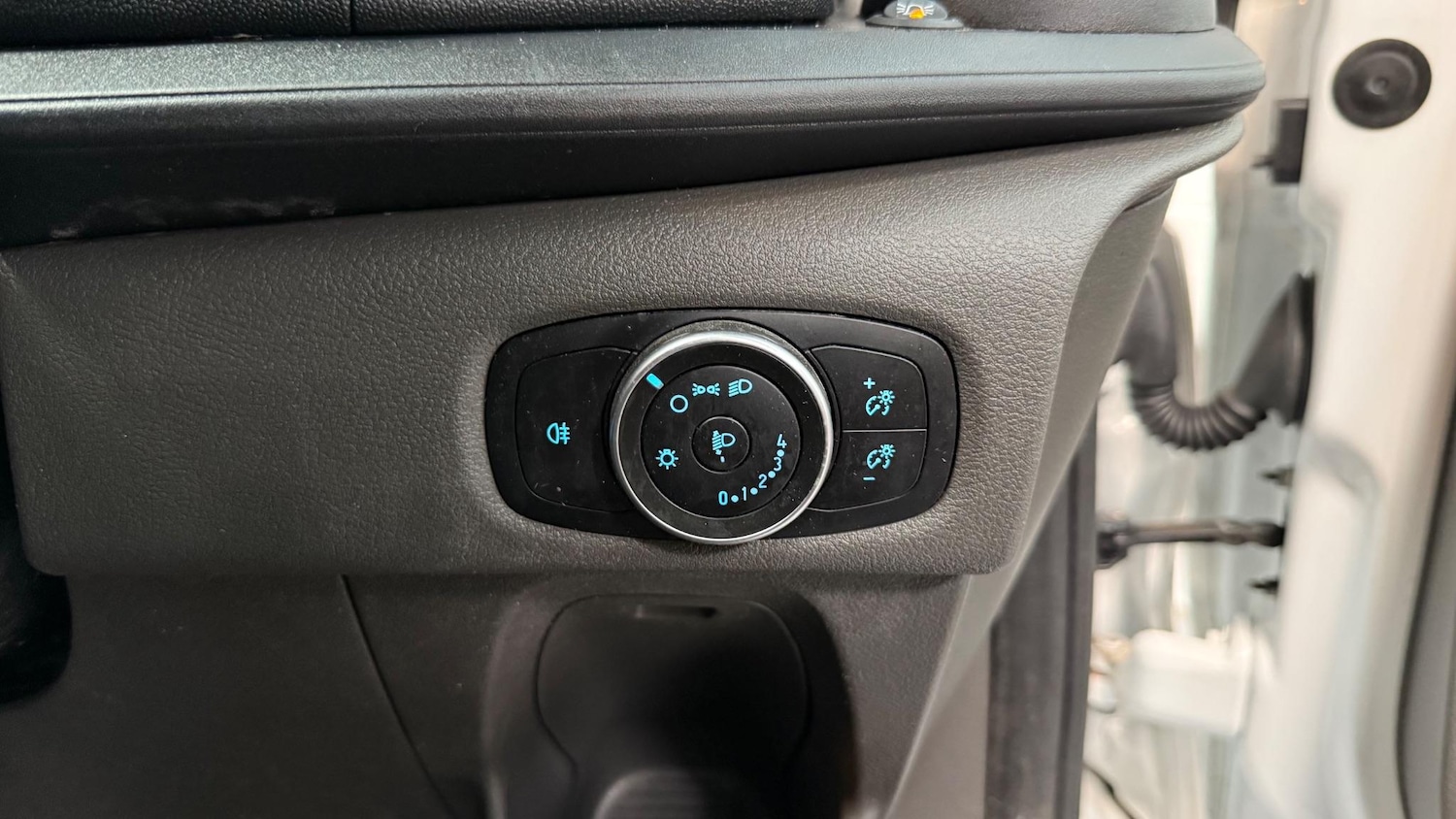 Used Ford Transit Custom 2020 for sale - 76992051: Photo 30