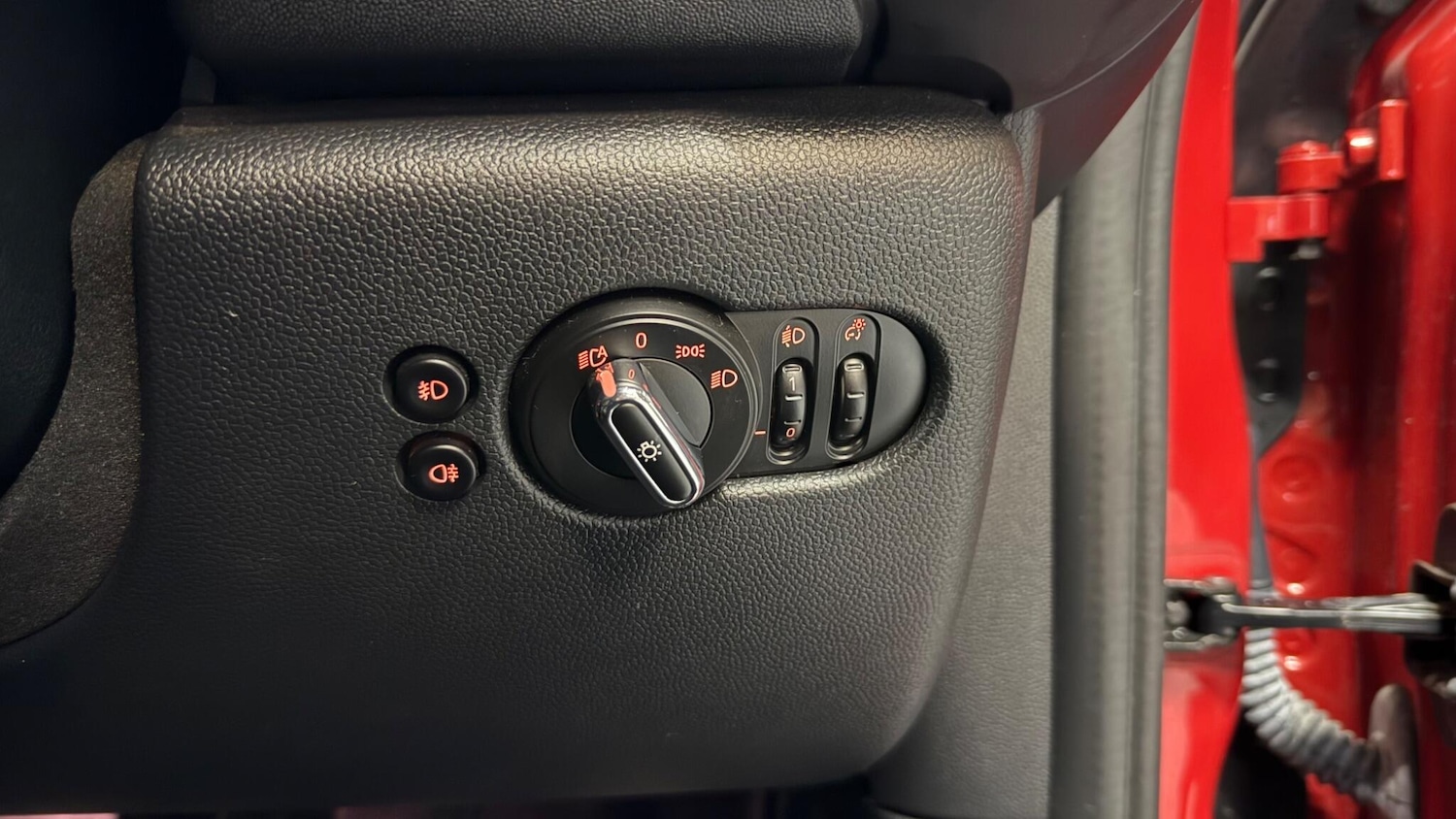 Used MINI Hatch 2015 for sale - 76538648: Photo 21