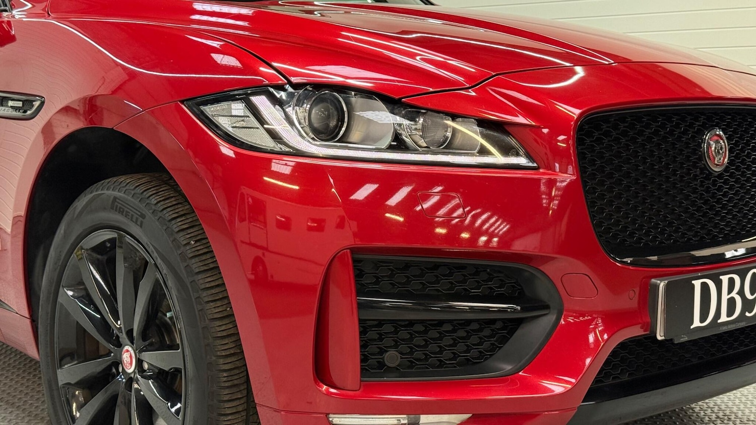 Used Jaguar F-Pace 2017 for sale - 77575122: Photo 14