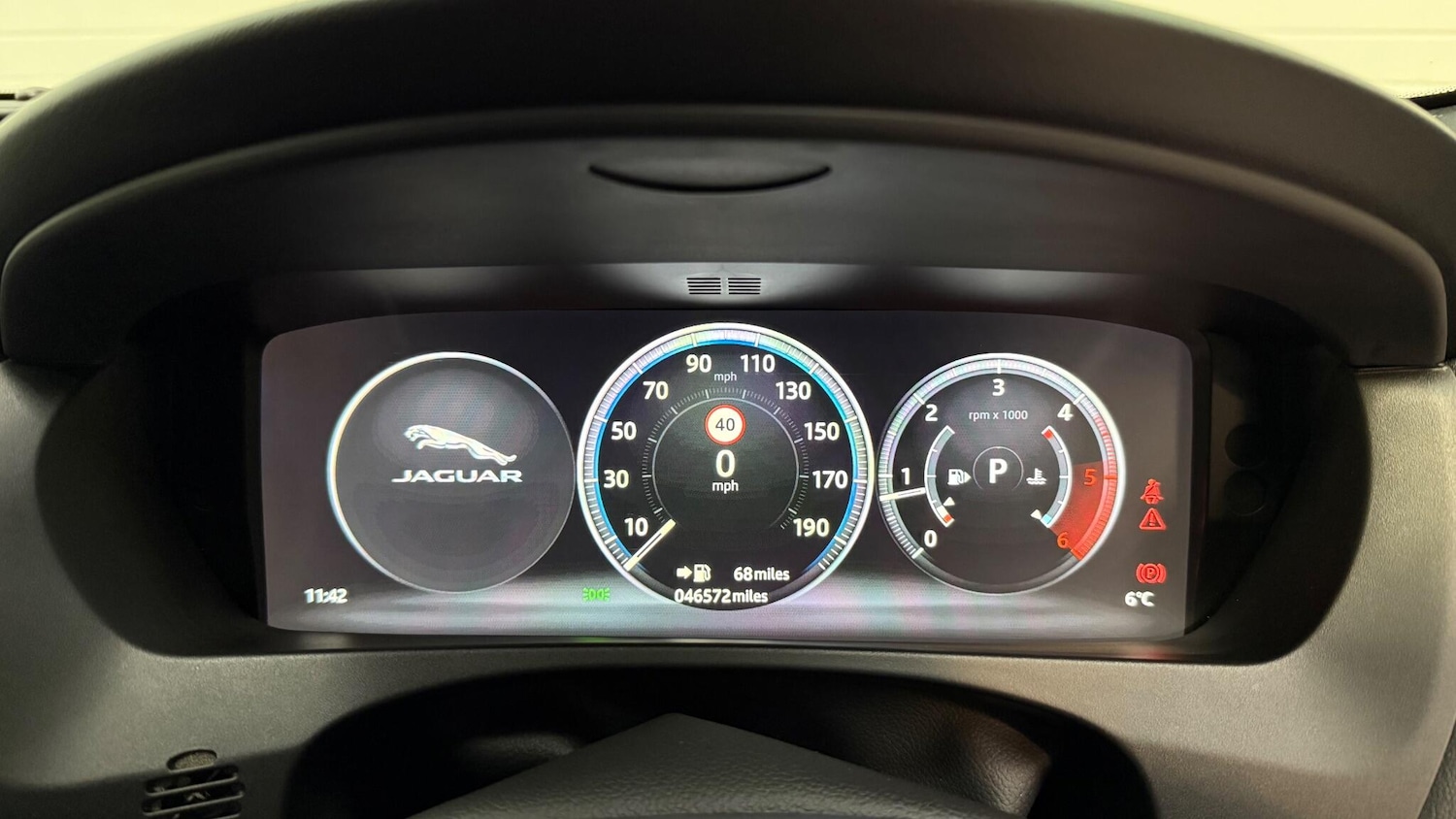 Used Jaguar F-Pace 2017 for sale - 77575122: Photo 36