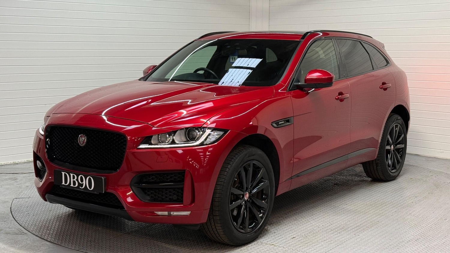 Used Jaguar F-Pace 2017 for sale - 77575122: Photo 6