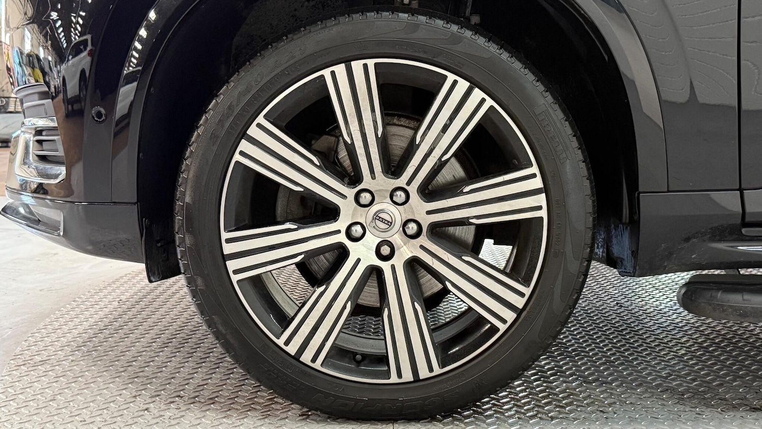 Used Volvo XC90 2021 for sale - 76572501: Photo 3