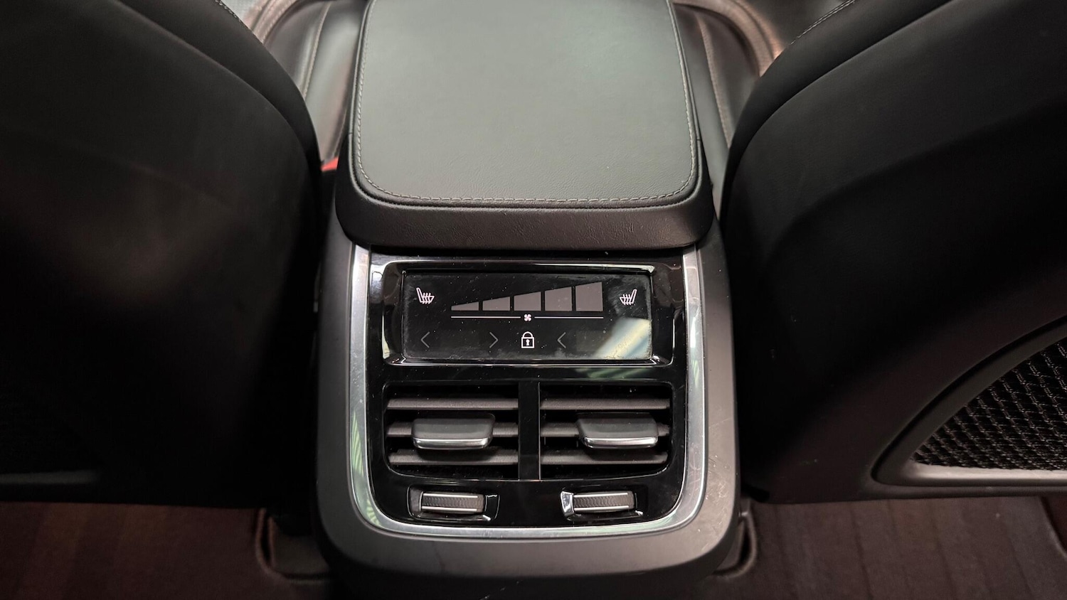 Used Volvo XC90 2021 for sale - 76572501: Photo 33