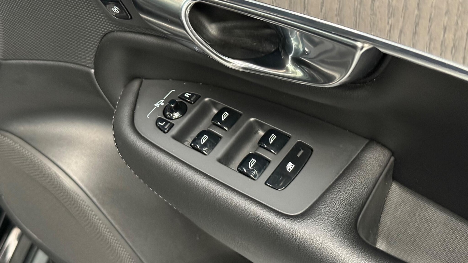 Used Volvo XC90 2021 for sale - 76572501: Photo 36