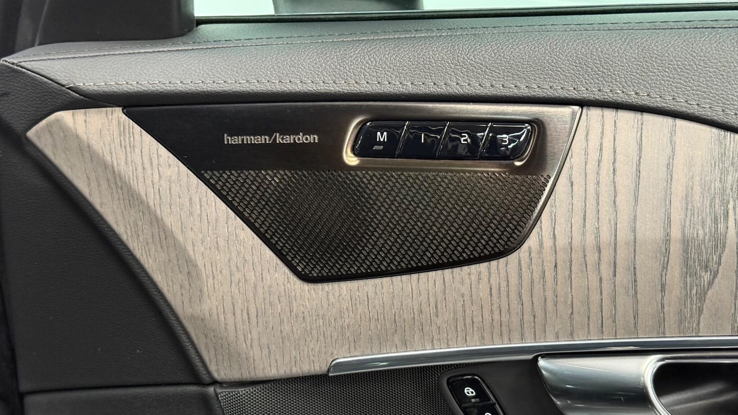 Used Volvo XC90 2021 for sale - 76572501: Photo 37