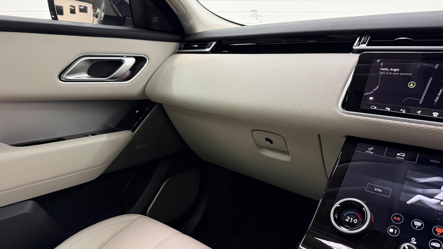 Used Land Rover Range Rover Velar 2020 for sale - 77611990: Photo 41