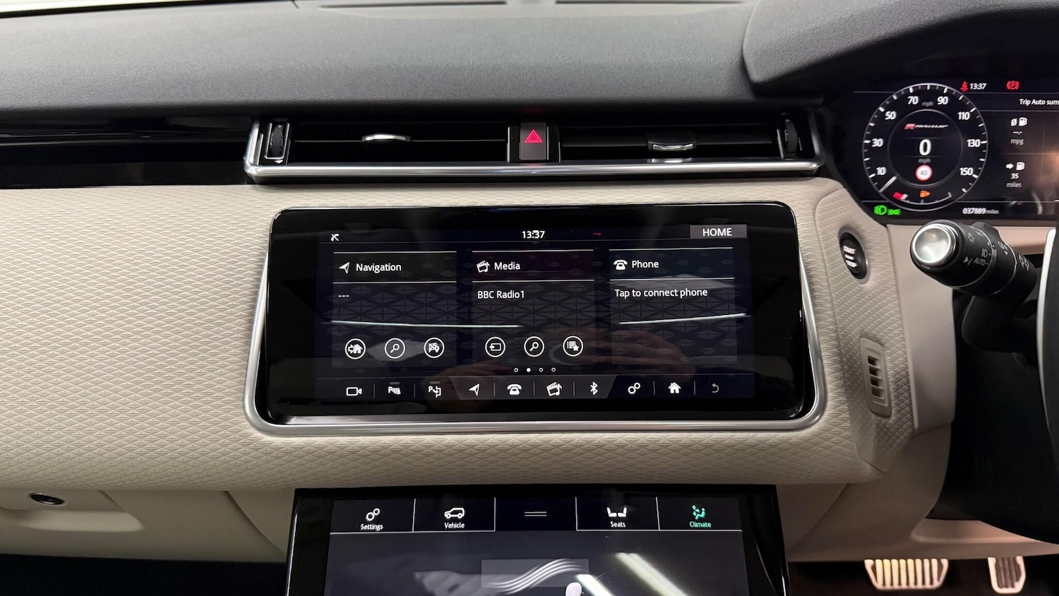 Used Land Rover Range Rover Velar 2020 for sale - 77611990: Photo 42