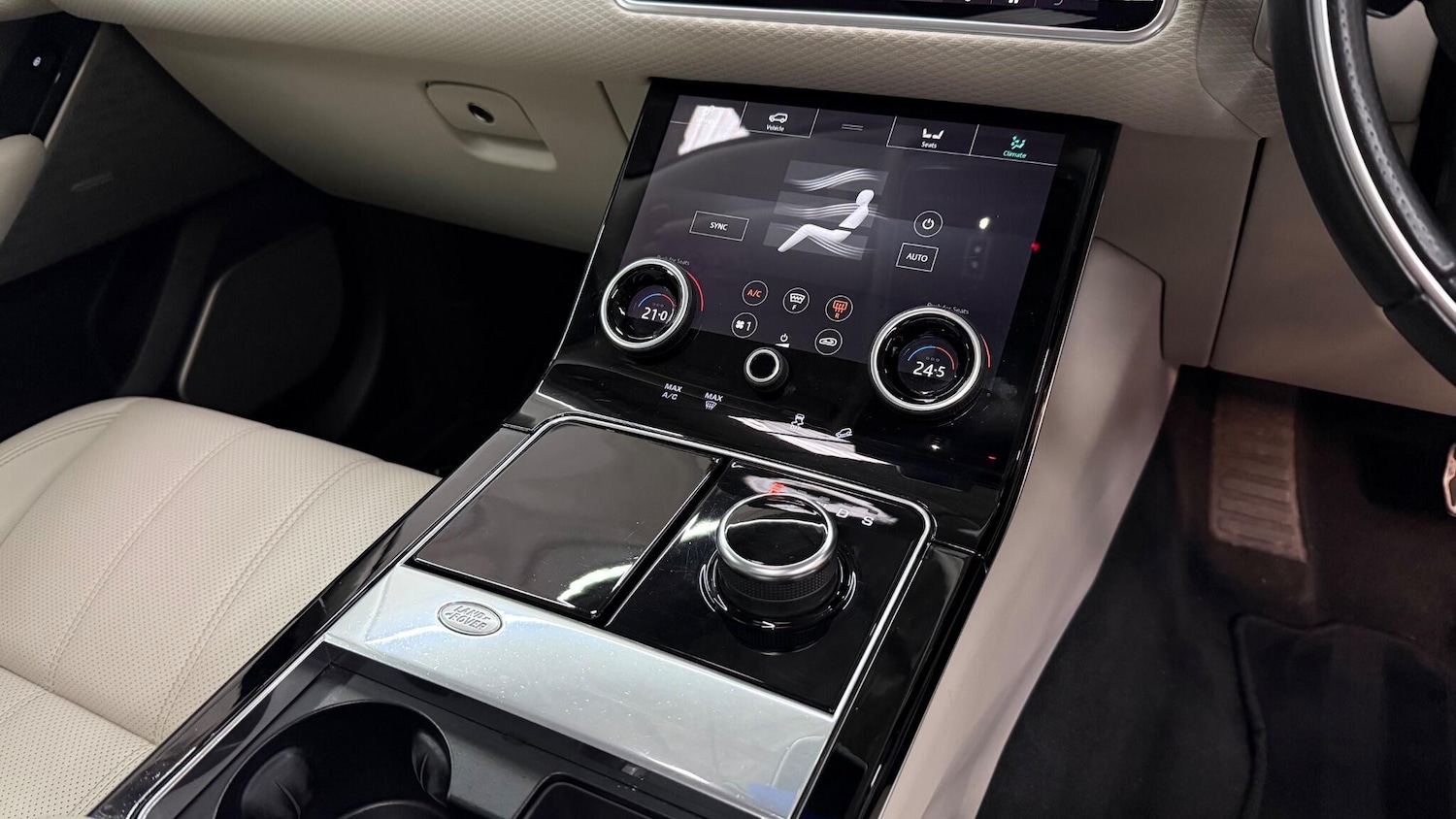 Used Land Rover Range Rover Velar 2020 for sale - 77611990: Photo 44