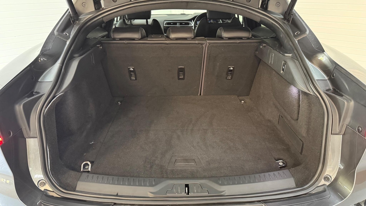 Vehicle 37