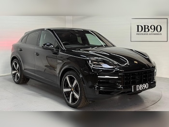(24) - 3.0 V6 E-Hybrid 25.9kWh TiptronicS 4WD Euro 6 (s/s) 5dr