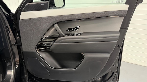 Used Land Rover Range Rover Sport 2023 for sale - 74887625: Photo 21