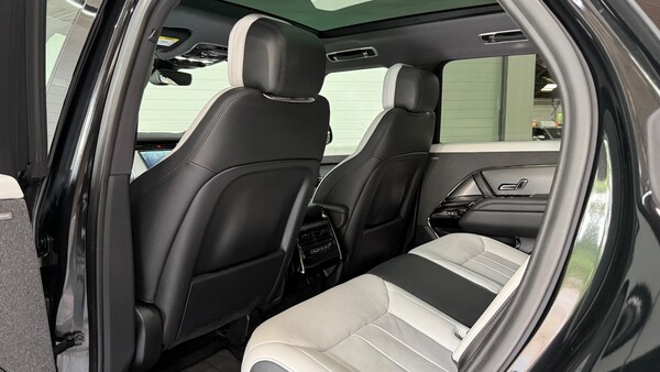 Used Land Rover Range Rover Sport 2023 for sale - 74887625: Photo 44