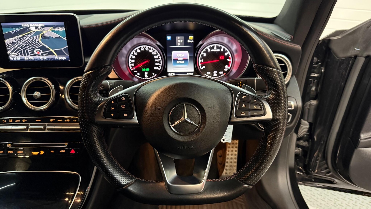 Used Mercedes-Benz C Class 2017 for sale - 77586266: Photo 32