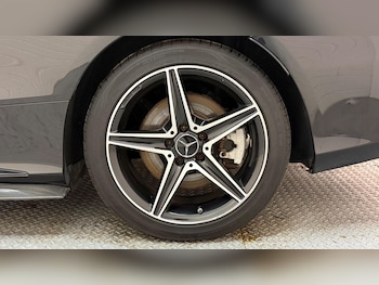 Used Mercedes-Benz C Class 2017 for sale - 77586266: Photo