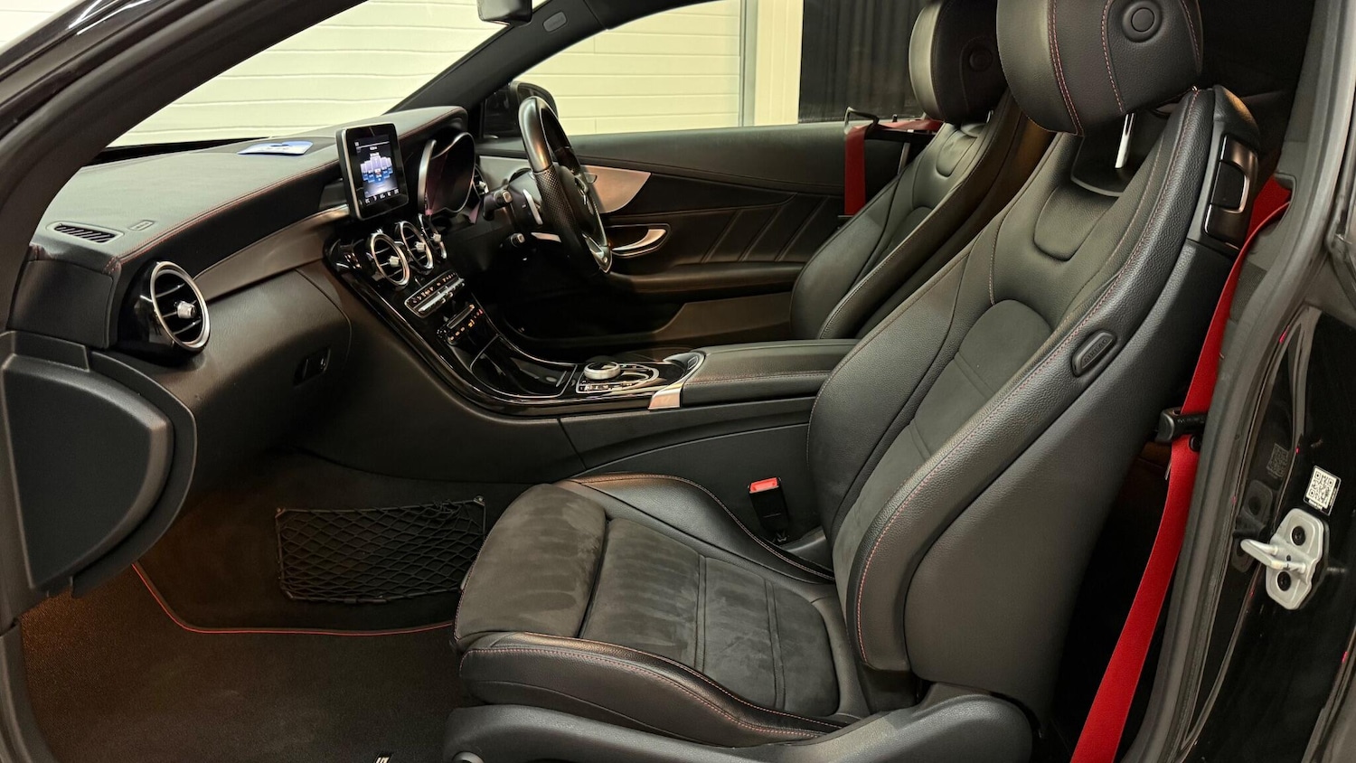 Used Mercedes-Benz C Class 2017 for sale - 77586266: Photo 55