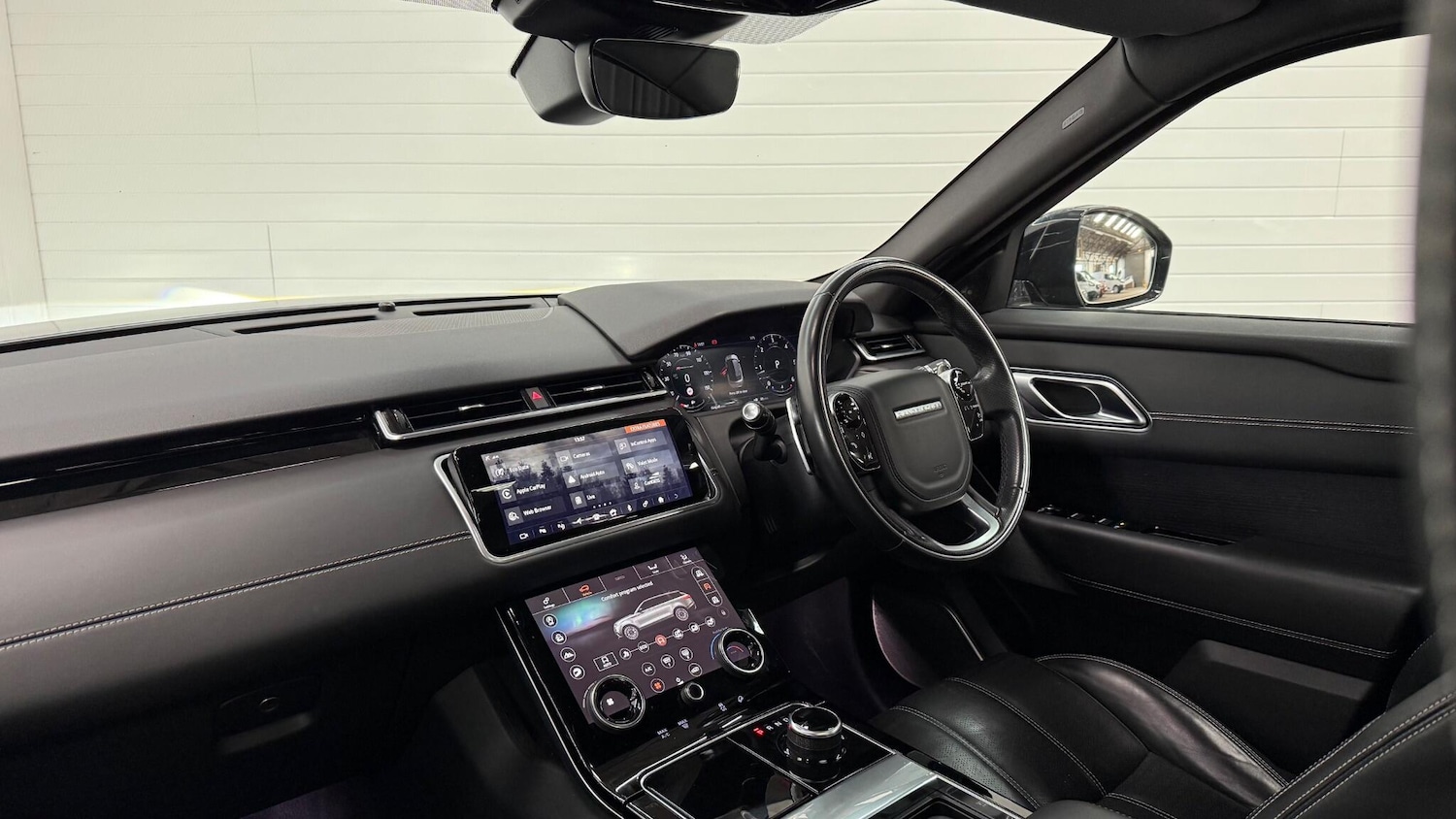 Used Land Rover Range Rover Velar 2019 for sale - 76359979: Photo 15