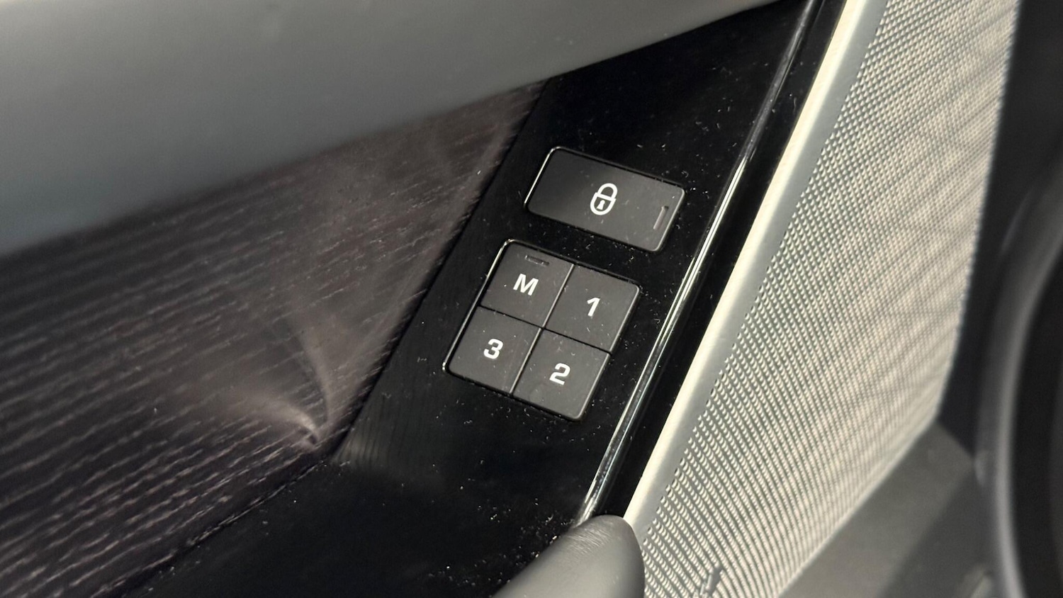 Used Land Rover Range Rover Velar 2019 for sale - 76359979: Photo 30