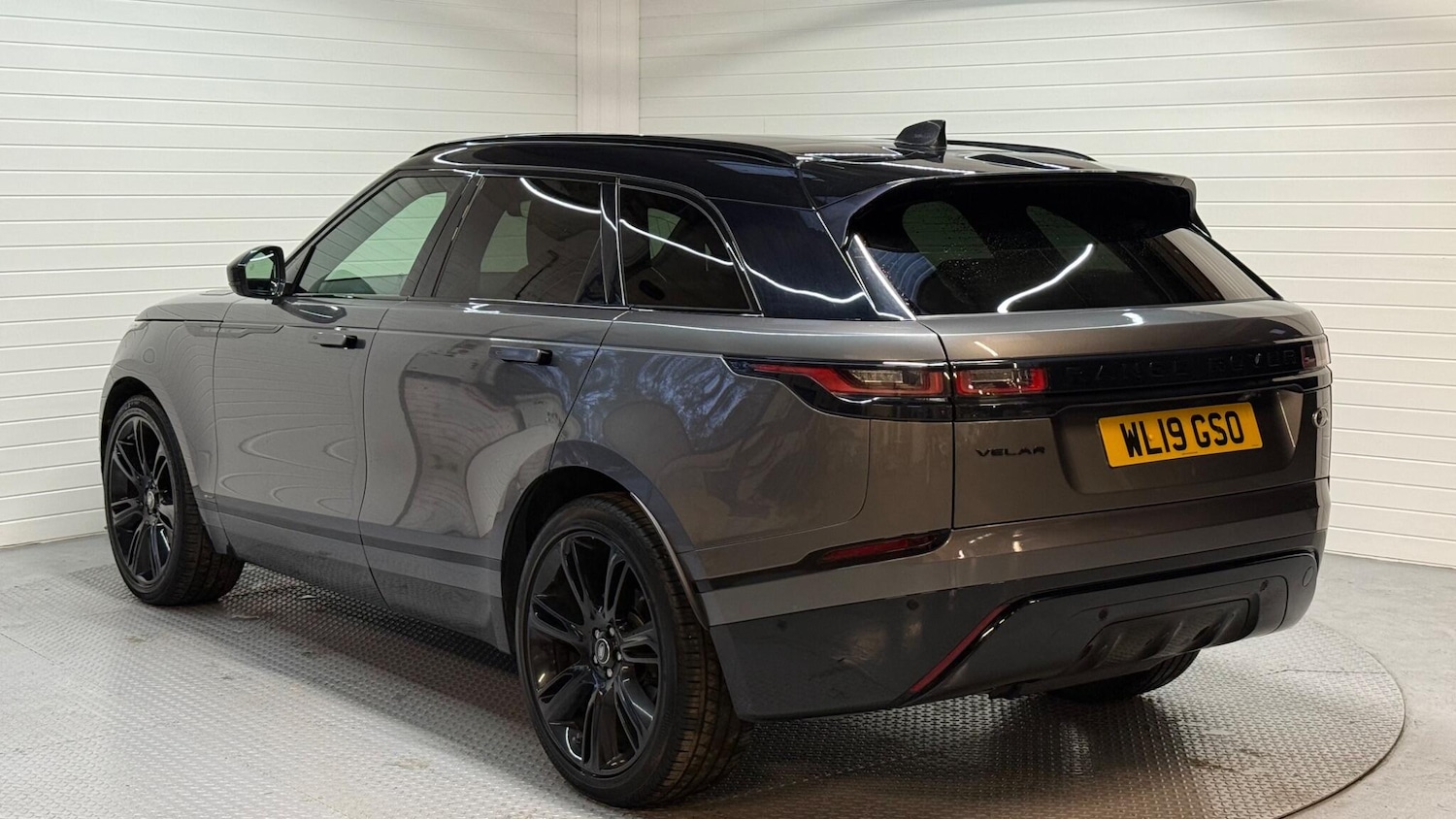 Used Land Rover Range Rover Velar 2019 for sale - 76359979: Photo 4