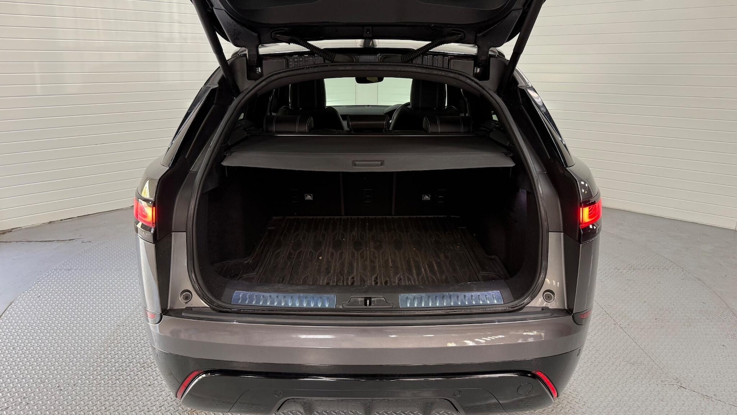 Used Land Rover Range Rover Velar 2019 for sale - 76359979: Photo 46
