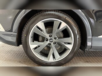 Used Audi Q4 e-tron 2023 for sale - 77807843: Photo