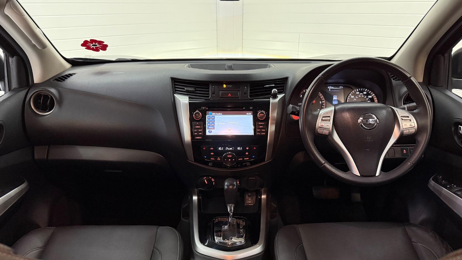 Used Nissan Navara 2017 for sale - 77853468: Photo 3